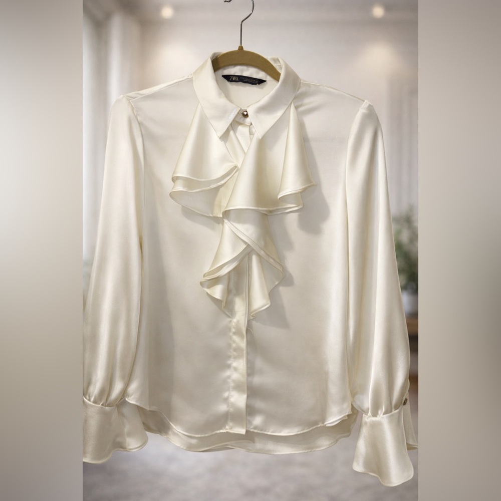 🤍 Zara Ivory Ruffled Dressy Blouse / Top | Size S | Made in Morocco 🇲🇦 🤍